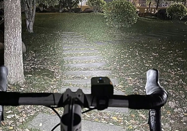 Mocne oświetlenie rowerowe 1000 lm akumulator - ładowanie USB